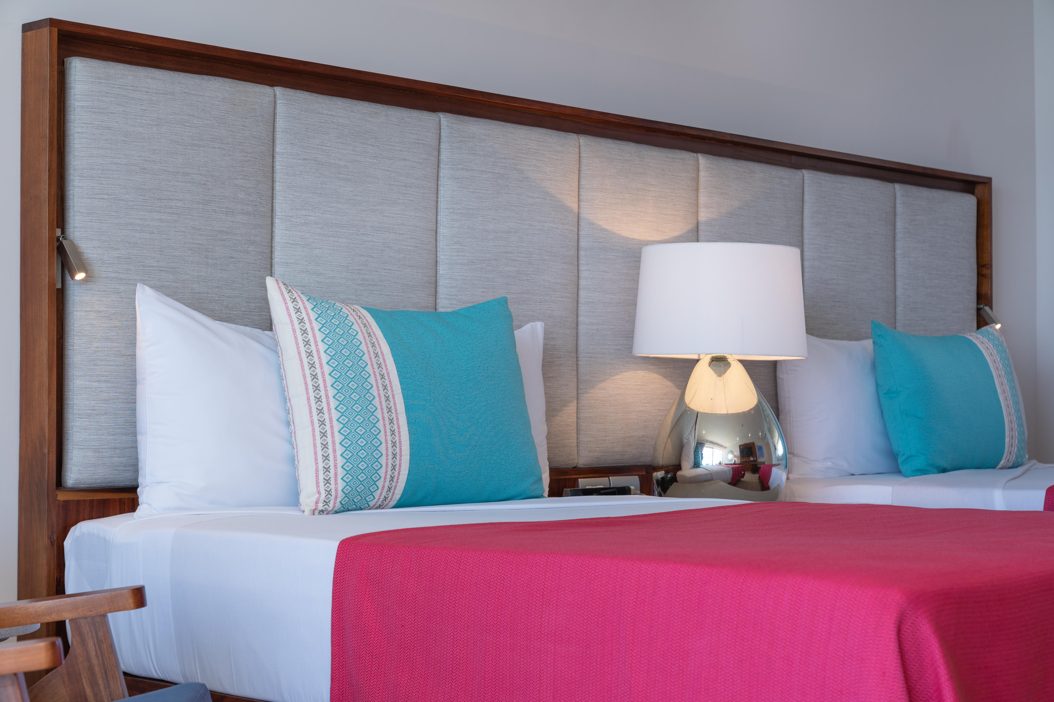 巴亚尔塔港皇家大花园酒店 巴亞爾塔港 外观 照片 A bed with a headboard