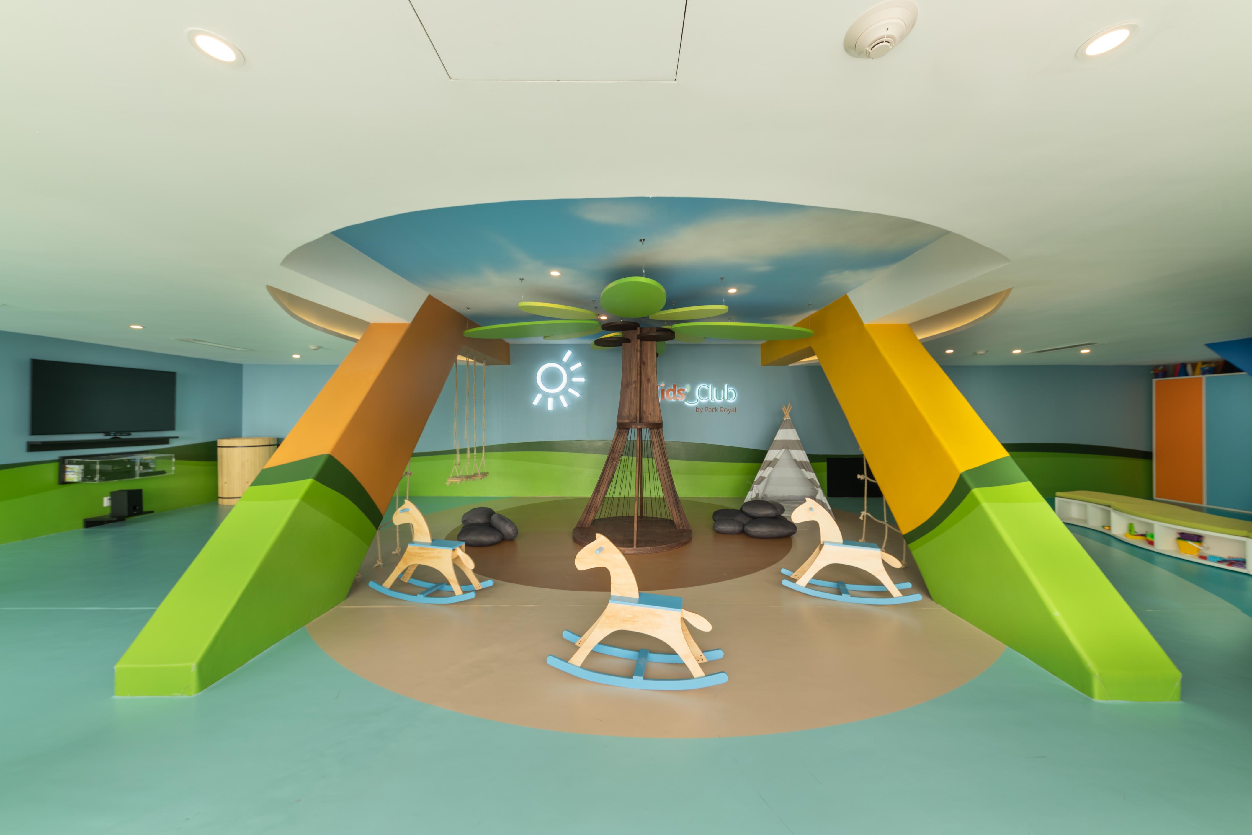 巴亚尔塔港皇家大花园酒店 巴亞爾塔港 外观 照片 The Children's Hospital at Queen Mary Hospital